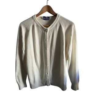 Vintage cardigan sweater cream  size small